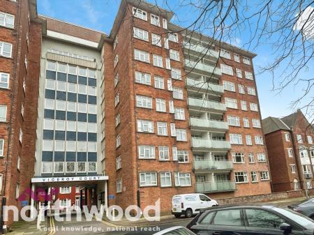 2 bedroom Flat for sale in Lord Street, Southport, PR8