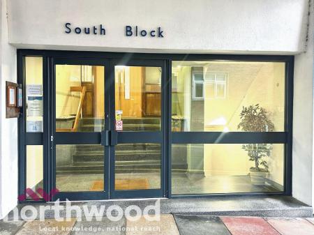 2 bedroom Flat for sale in Lord Street, Southport, PR8