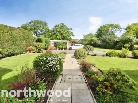 2 bedroom Flat for sale in Salford Road, Ainsdale, Southport, PR8
