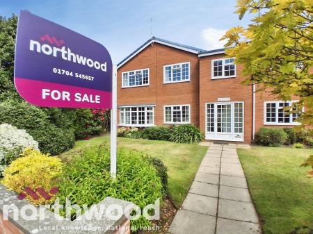 2 bedroom Flat for sale in Salford Road, Ainsdale, Southport, PR8