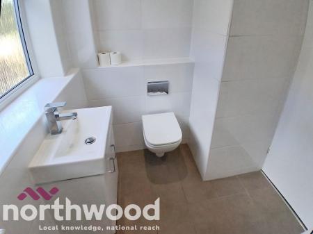 2 bedroom Flat for sale in Salford Road, Ainsdale, Southport, PR8