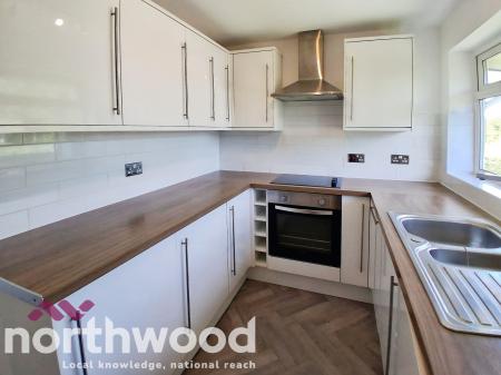 2 bedroom Flat for sale in Salford Road, Ainsdale, Southport, PR8