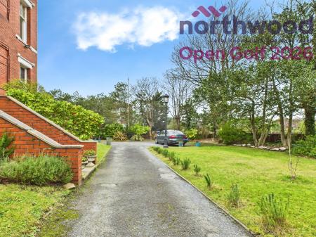 3 bedroom Apartment to let in Open Golf Lulworth Road, Birkdale, Southport, PR8