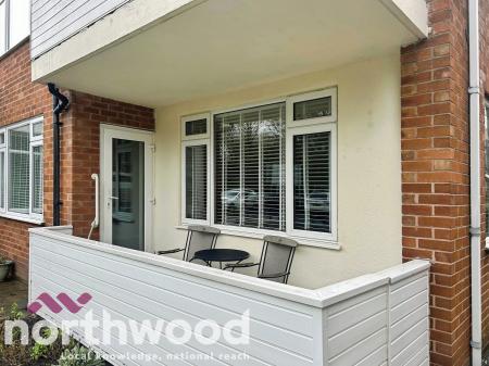 2 bedroom Ground floor flat for sale in 31 Park Crescent, Hesketh Park, Southport, PR9