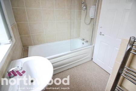 3 bedroom Semi-detached house to let in Parker Crescent, Ormskirk, L39