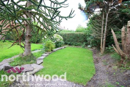 3 bedroom Semi-detached house to let in Parker Crescent, Ormskirk, L39