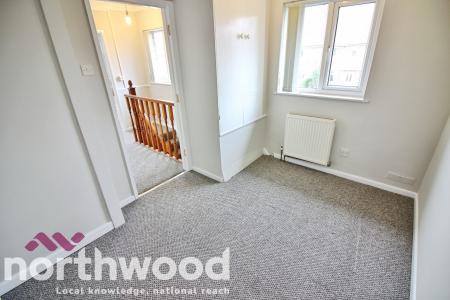 3 bedroom Semi-detached house to let in Parker Crescent, Ormskirk, L39