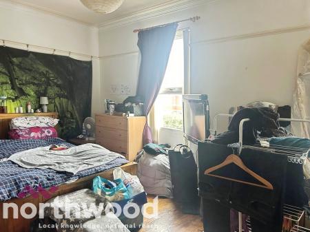 3 bedroom Semi-detached house for sale in Tithebarn Road, Southport, PR8