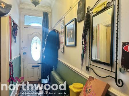 3 bedroom Semi-detached house for sale in Tithebarn Road, Southport, PR8