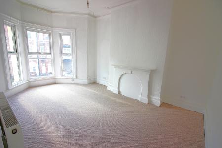 1 bedroom Flat to let in Victoria Street, Southport, PR9