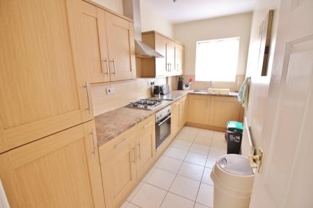 2 bedroom Flat to let in Promenade, Southport, PR9