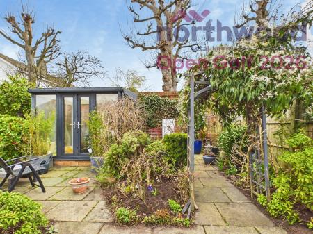 3 bedroom Semi-detached house to let in Open Golf Lulworth Road, Birkdale, Southport, PR8