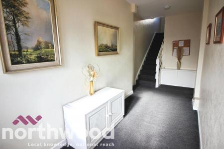 1 bedroom Flat to let in Avondale Road, Southport, PR9