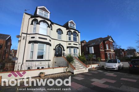 1 bedroom Flat to let in Avondale Road, Southport, PR9