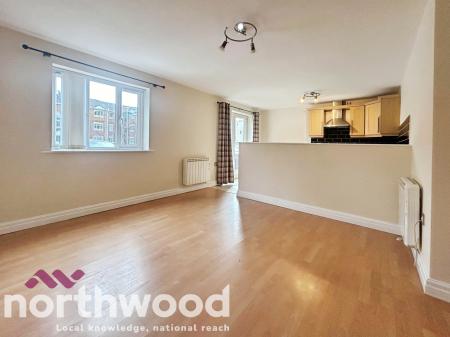 2 bedroom Flat to let in Liverpool Road North, Burscough, L40