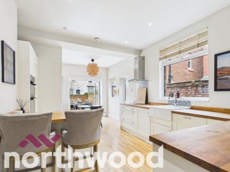 4 bedroom Semi-detached house for sale in Windsor Road, Southport, PR9