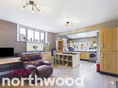 5 bedroom Semi-detached house for sale in Queens Road, Southport, PR9