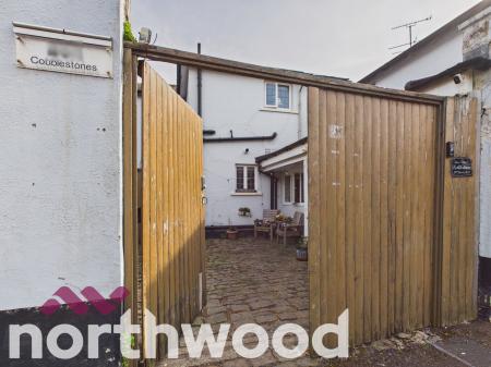 5 bedroom Semi-detached house for sale in Queens Road, Southport, PR9