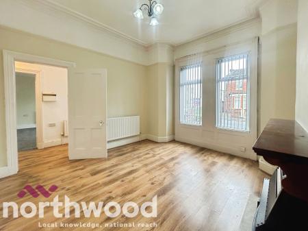 2 bedroom Flat for sale in Arbour Street, Southport, PR8