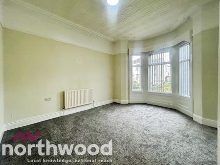 2 bedroom Flat for sale in Arbour Street, Southport, PR8