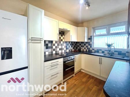 2 bedroom Semi-detached bungalow for sale in Chorley Close, Banks, PR9