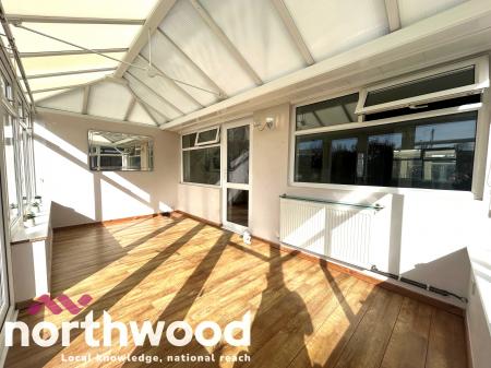 2 bedroom Semi-detached bungalow for sale in Chorley Close, Banks, PR9