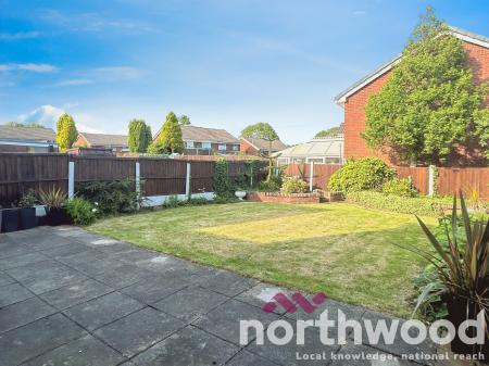 3 bedroom Semi-detached house to let in Berry Street, Skelmersdale, WN8