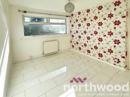 3 bedroom Semi-detached house to let in Berry Street, Skelmersdale, WN8