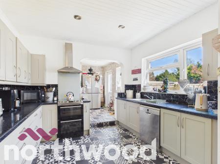 3 bedroom Semi-detached house for sale in Ash Street, Southport, PR8