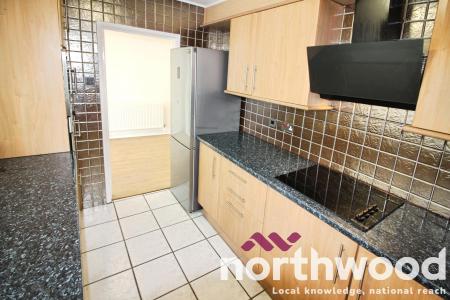 3 bedroom Detached house to let in Ruddington Road, Kew, Southport, PR8