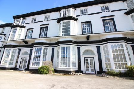 1 bedroom Flat to let in Promenade, Southport, PR9