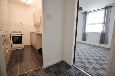 1 bedroom Flat to let in Promenade, Southport, PR9