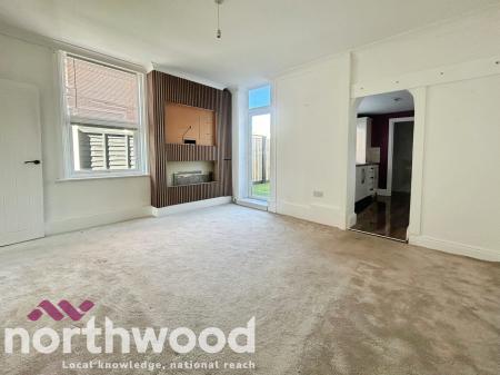 2 bedroom End of terrace house for sale in Eastbourne Road, Birkdale, PR8