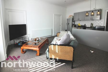 2 bedroom Flat to let in Church Street, Southport, Southport, PR9
