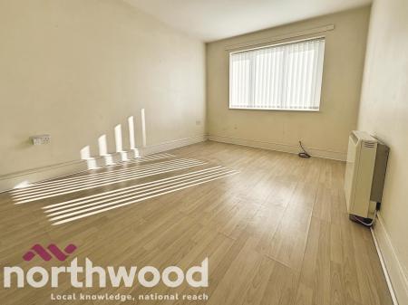2 bedroom Flat to let in Eskbank, Tanhouse, Skelmersdale, WN8