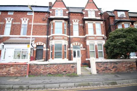 1 bedroom Flat to let in Hawesside Street, Southport, PR9