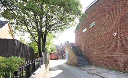 2 bedroom Flat to let in Church Town Court, Churchtown, Southport, PR9