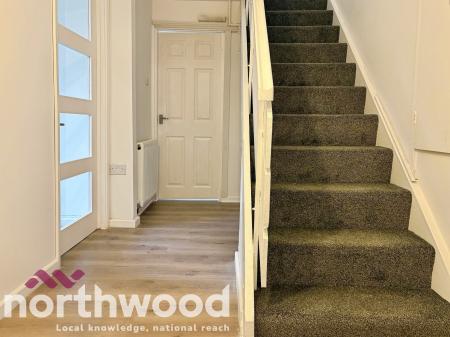 3 bedroom Terraced House to let in Hallcroft, Birch Green, Skelmersdale, WN8