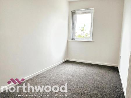 3 bedroom Terraced House to let in Hallcroft, Birch Green, Skelmersdale, WN8