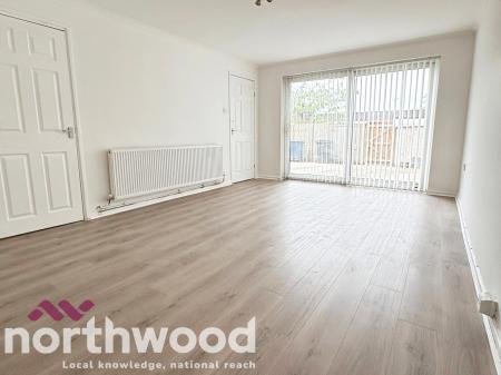 3 bedroom Terraced House to let in Hallcroft, Birch Green, Skelmersdale, WN8