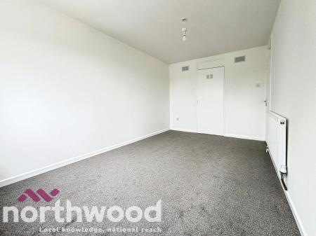 3 bedroom Terraced House to let in Hallcroft, Birch Green, Skelmersdale, WN8