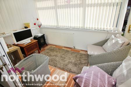 2 bedroom Bungalow to let in The Crescent, Southport, PR9