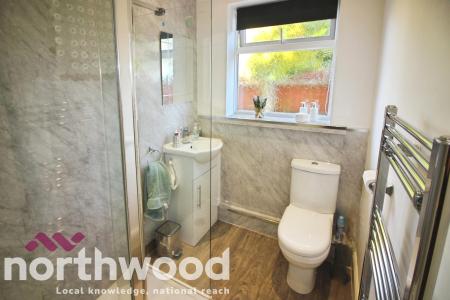 2 bedroom Bungalow to let in The Crescent, Southport, PR9