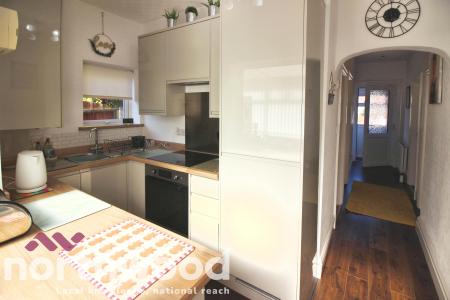 2 bedroom Bungalow to let in The Crescent, Southport, PR9