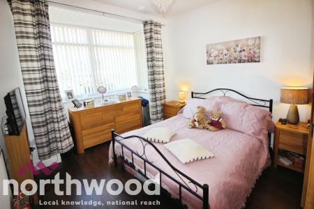 2 bedroom Bungalow to let in The Crescent, Southport, PR9