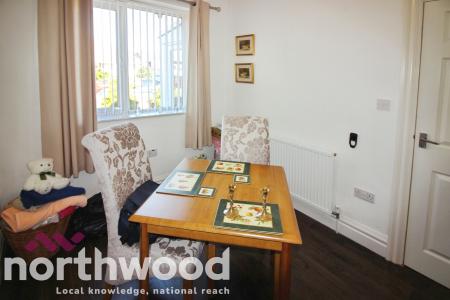2 bedroom Bungalow to let in The Crescent, Southport, PR9