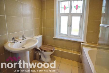 3 bedroom Detached house to let in Carr Moss Lane, Halsall, L39
