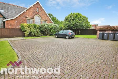 2 bedroom Flat for sale in 137-139 Rufford Road, Crossens, Southport, PR9