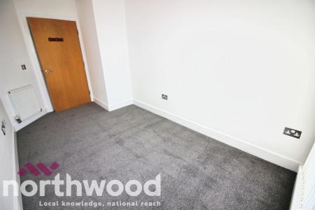 2 bedroom Flat to let in Kingsway, Southport, PR8