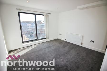 2 bedroom Flat to let in Kingsway, Southport, PR8